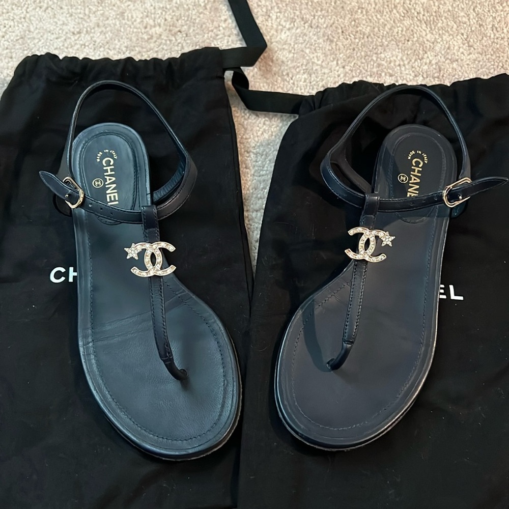 Chanel leather sandal- dark navy size 36
